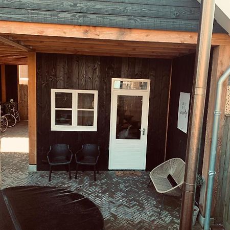 Tiny House Thuus Villa Sint Annaland Exterior photo