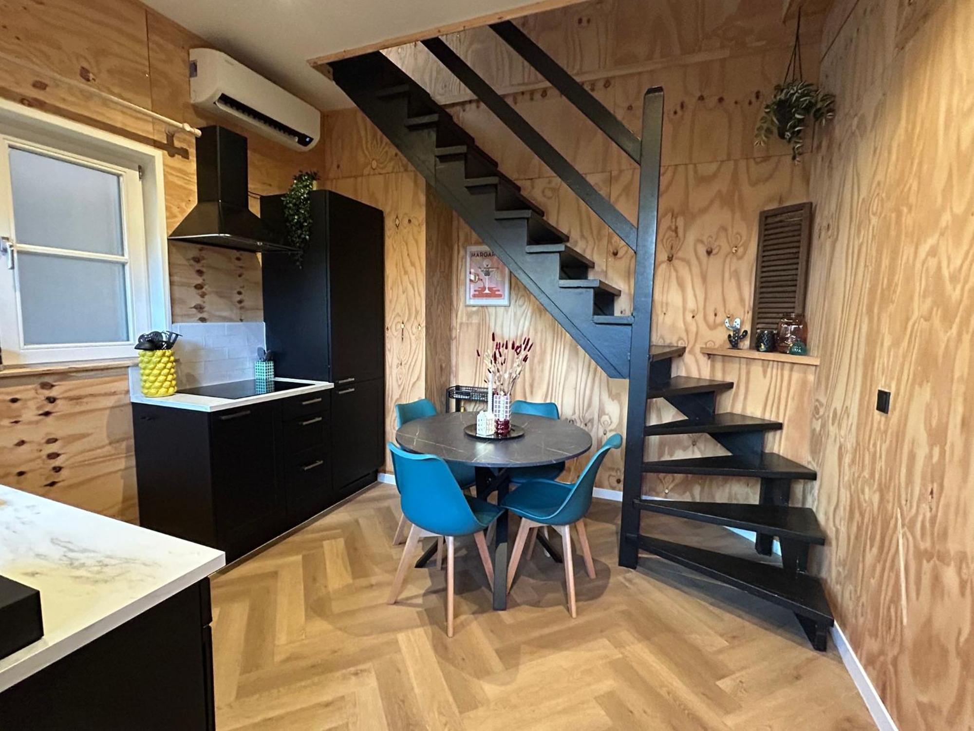 Tiny House Thuus Villa Sint Annaland Exterior photo